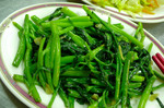 夏天必吃「天下第一奇蔬」，這樣炒不但不變黑還能降血壓降膽固醇，婆婆媽媽必學！