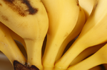 香蕉什麼顏色最好、飯前還飯後吃？一秒看懂最佳賞味期，唯２種人不得亂吃｜每日健康 Health