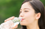新陳代謝科醫師：光喝水就能幫助減肥！尤其是這「四個時間」連水腫都有救｜每日健康 Health