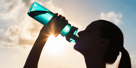 喝水也許是最省錢的瘦身方法，但妳喝錯了多少年？｜每日健康 Health
