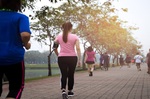 「走路」看出還能活多久？美國研究：有可能，建議每年自測一次｜每日健康 Health