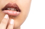 看「唇色」知健康？醫師專業解析嘴唇顏色和健康的兩種關係