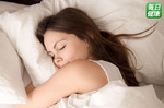 你有側睡的習慣嗎？美國研究：睡「這一邊」恐引食道癌上身