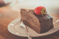 黑巧克力預防「阿茲海默症」、產生愉悅感！遠離壞情緒，帶來好心情的的十大食物