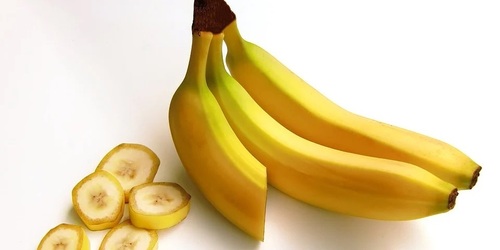 咳嗽時不要吃香蕉！咳嗽了怎麼吃，中西醫一次告訴你！水果、飲品禁忌大公開