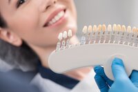 假牙與植牙有何差別？ 哪種材質最耐用？ 醫師：缺牙不補恐變「大問題」