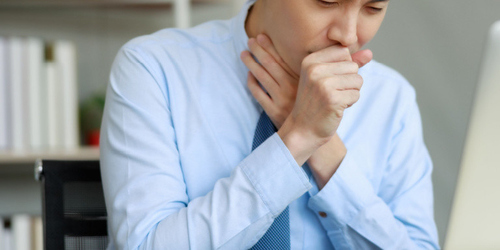 咳嗽有痰又發燒當心「肺結核」！傳染途徑、症狀、高風險群一次看