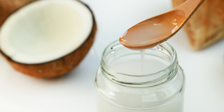 研究：「椰子油」可改善「甲狀腺」機能，防曬傷，去粉刺，7大好處吃對才有效