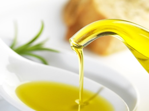 同樣價錢你卻買到假貨？專家教你三招辨識「頂級橄欖油」關鍵看：顏色、濃稠度｜每日健康 Health
