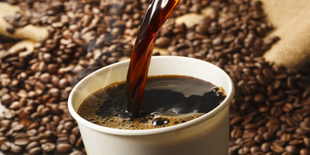 咖啡該「餐前喝」還「餐後喝」？喝對利尿消腫，喝錯可能會高血壓｜每日健康 Health
