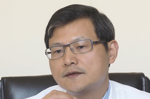 腹脹、腹痛、腰圍變粗？ 40歲女子驚罹「晚期卵巢癌」