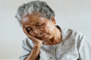 為何失智症患者多半是女性？其實與「知能存款」有關