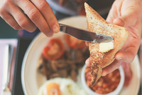 為什麼吃麵包當早餐胖超快？理想的早餐掌握2個重點