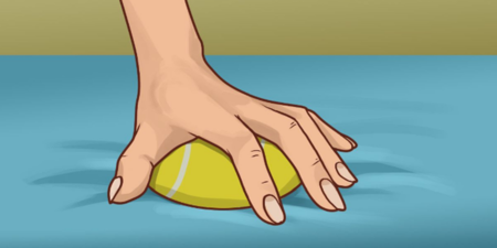 頸部、肩膀經常疼痛竟然是「手」造成的！善用網球活絡手部，每天「5分鐘」重拾無痛人生。