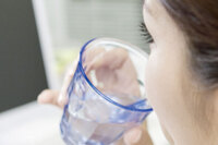 你知道嗎？喝氣泡水能讓身體變瘦？營養師：不過有2點要特別注意！