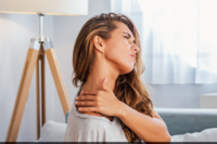 肩膀疼痛常見３原因！簡單自我檢測，長期疼痛盡早就醫。