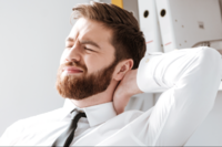 上班常頭痛、肩頸痠痛？醫指常見關鍵，簡單３伸展有助改善！