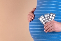 懷孕需要吃多少鈣質？ 鈣片吃多會結石？ 媽媽補鈣也要補維生素D