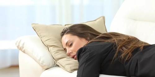 每天睡眠頻繁少於6小時像醉漢！高度危險長期症狀曝？