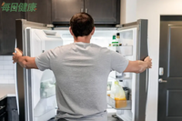專家揭露冰箱「4大禁放食物」！1物吃下肚恐致癌　2物冰藏變超級級菌
