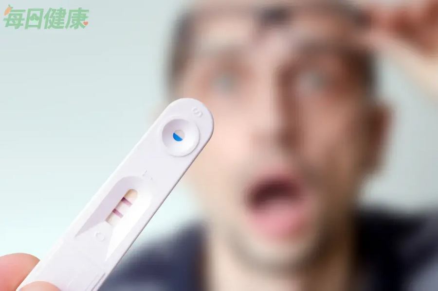 錯誤避孕方法提早當爸媽！醫揭4大誤區　「保鮮膜當避孕工具」恐傷身