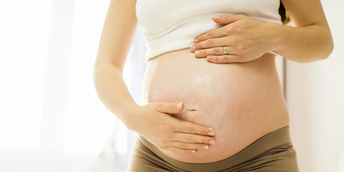 懷孕恐妊娠紋上身！醫授4撇步「肚皮不爆紋」：1動作必做、補充它更有彈性