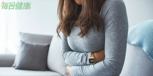 女性生殖周期影響衰老？瑞典研究：初潮越早、絕經越晚…大腦年齡「變年輕」