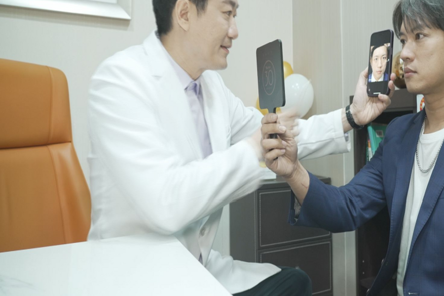 《棒棒堂》前成員「瘦老臉」嚇壞粉絲！甩肉太快讓「雙下巴」更明顯？ 醫籲：快用2招找回膠原蛋白