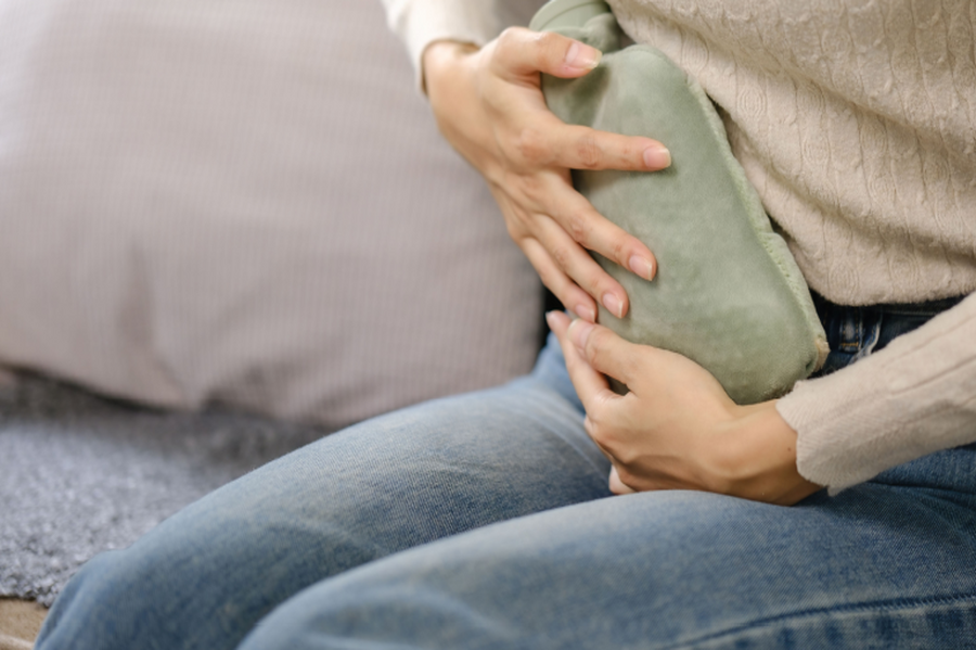 青少年嚴重經痛恐是「子宮內膜異位症」警訊！ 醫揭對生育影響：恐使流產、早產風險提高