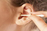 耳屎「又乾又硬」，竟是【這原因】造成的？關於清潔耳朵的錯誤迷思，你都釐清了嗎？｜每日健康Health