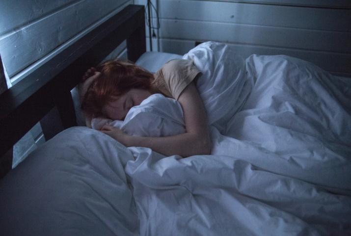 長期睡不好的人注意了　研究顯示：睡眠品質差增加青光眼風險